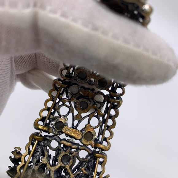 SDLZ Bracelet Statement Lattice Cuff Ornate Flower & Rhinestones - Picture 8 of 13